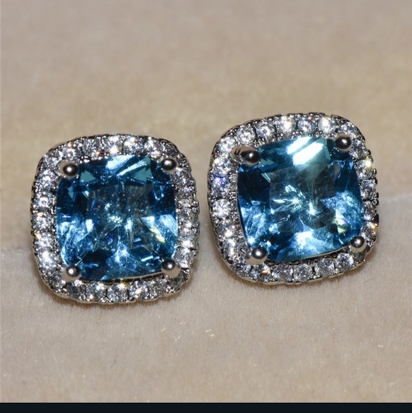 GORGEOUS!!! Aquamarine Halo cut CZ earrings in SILVER - Picture 3 of 11